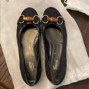 Gucci flats